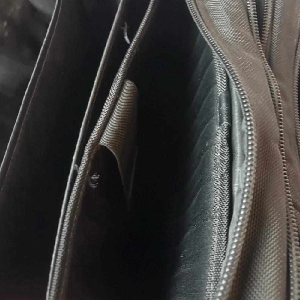TUMI Alpha Expandable Ballistic Nylon Briefcase Messenger Laptop Bag 26114DH